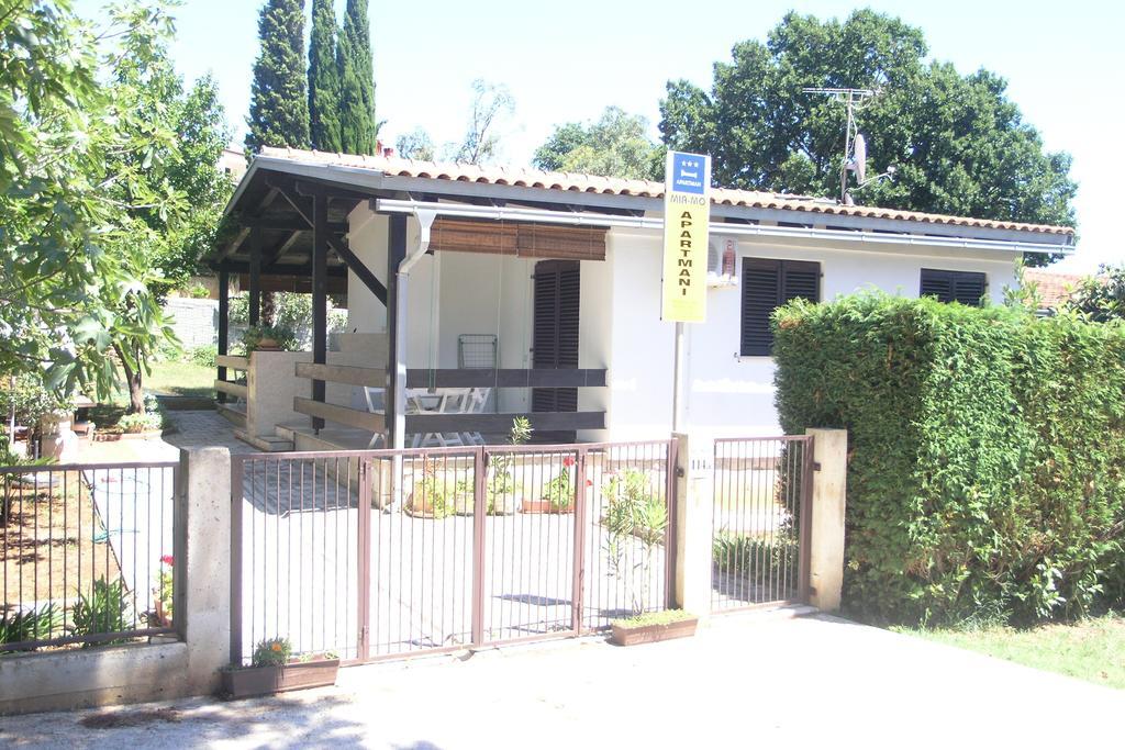 Apartments Mia Mo Premantura Bilik gambar