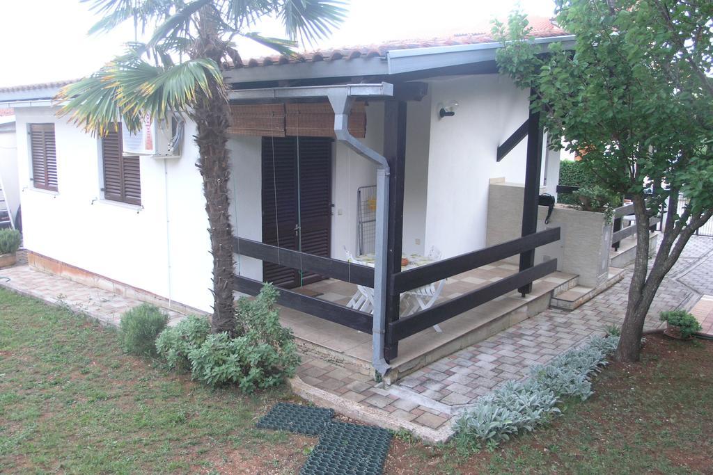 Apartments Mia Mo Premantura Bilik gambar